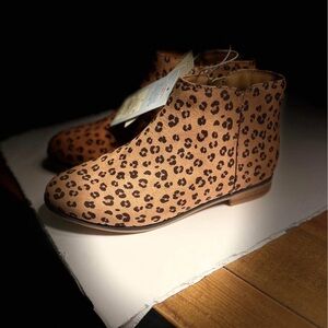 Girls Brand New Leopard Print Ankle Boots